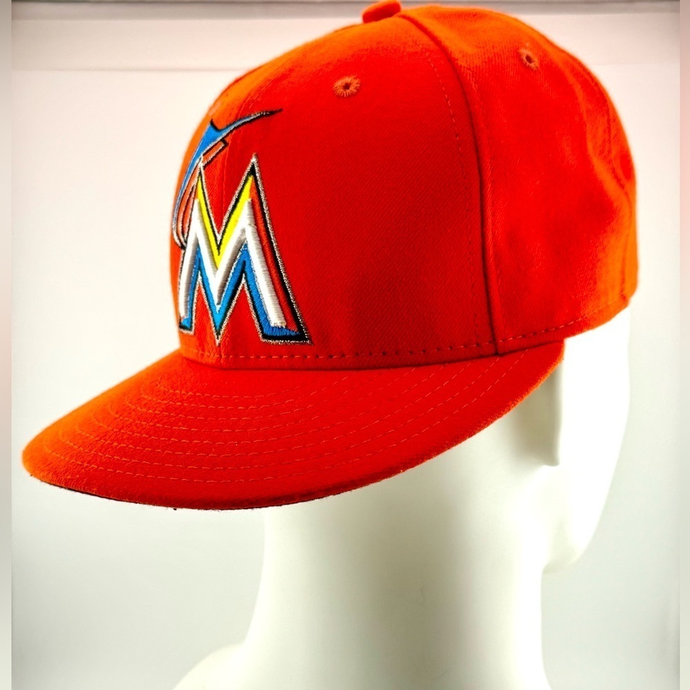 Miami Marlins Baseball New Era 59Fifty Cap/hat Size 7 1/8 Great condition! - Picture 9 of 16